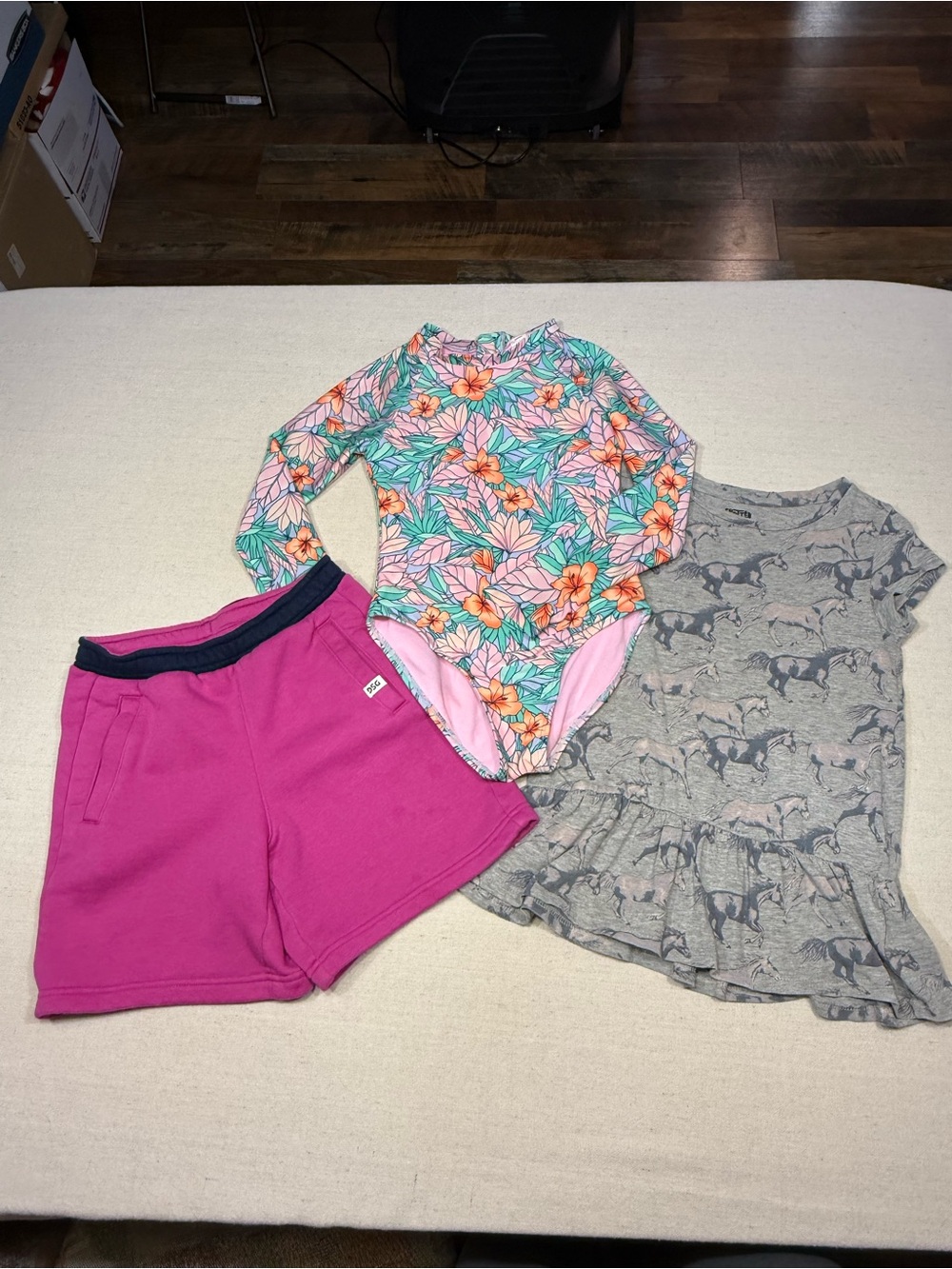 Girls 3pc Set Floral Rash Guard Swimsuit Top - Unicorn Top & Pink Shorts - 6/7